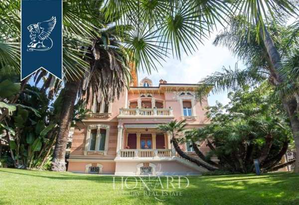 casa indipendente in vendita a Taggia