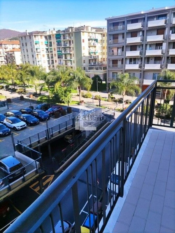 appartamento in vendita a Taggia in zona Arma di Taggia