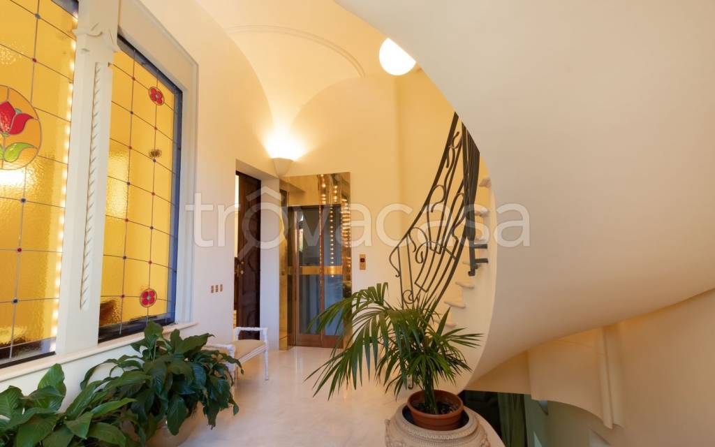 casa indipendente in vendita a Taggia
