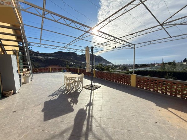 casa indipendente in vendita a Taggia in zona Borghi