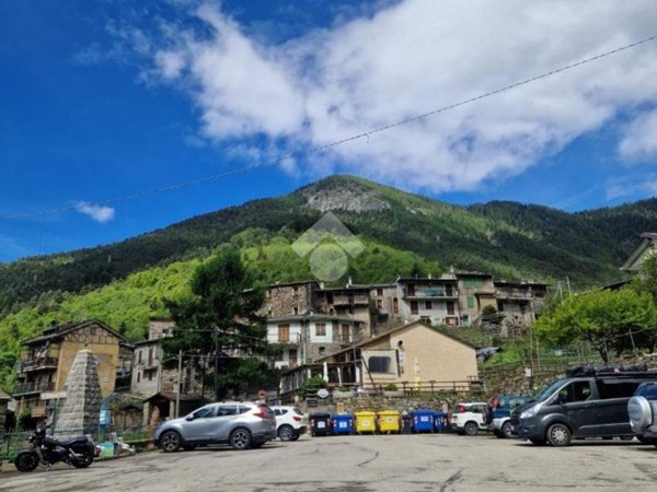 appartamento in vendita a Triora in zona Verdeggia