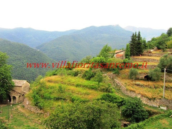 appartamento in vendita a Triora