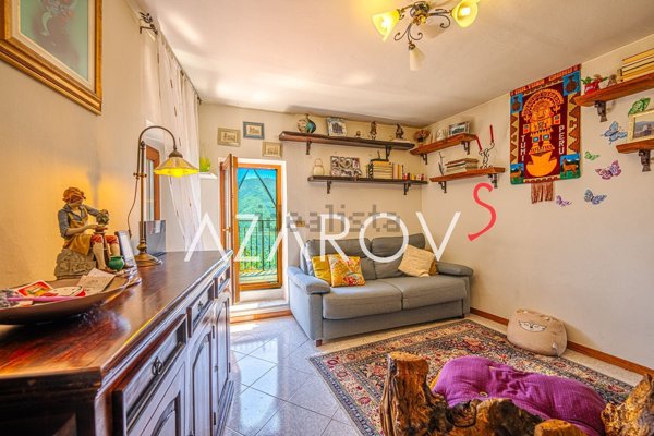 casa indipendente in vendita a Triora