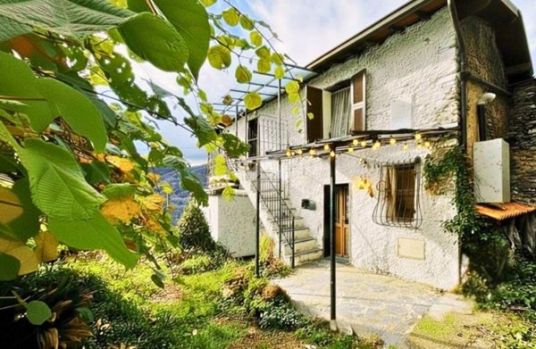 casa indipendente in vendita a Triora