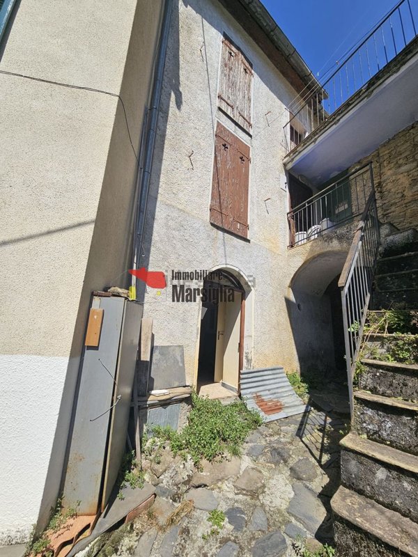 appartamento in vendita a Triora in zona Realdo