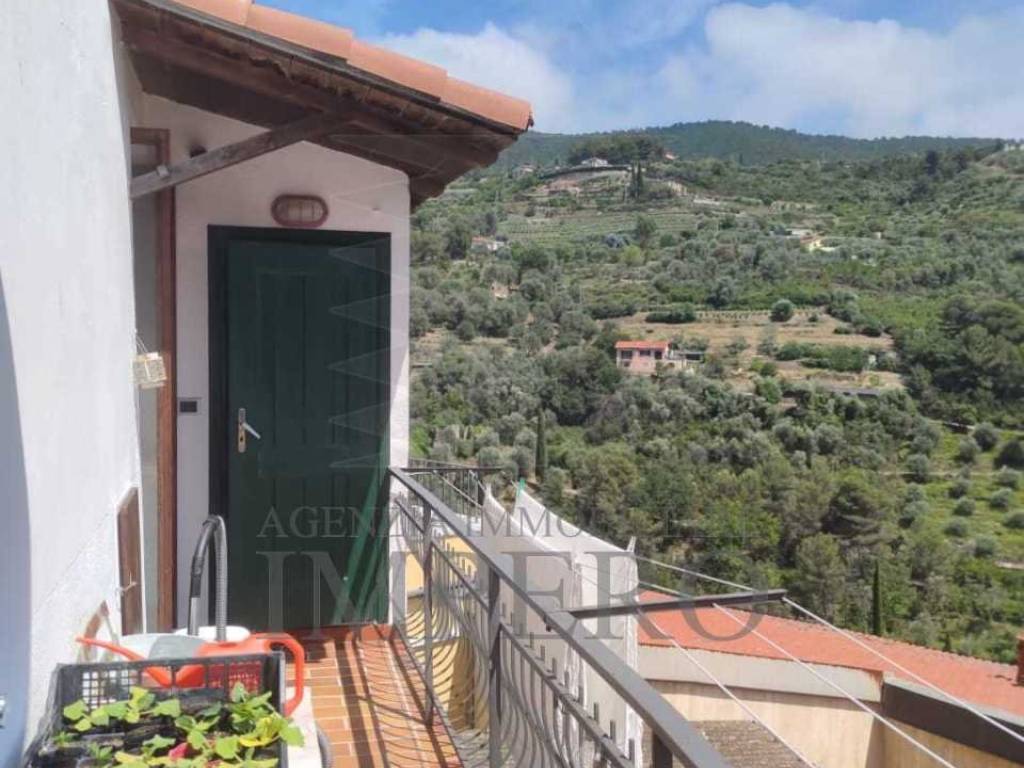 casa indipendente in vendita a Vallebona