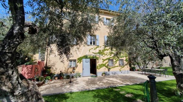 casa indipendente in vendita a Vallebona