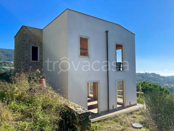 casa indipendente in vendita a Vallebona