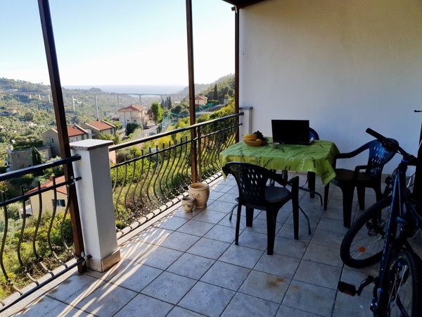 casa indipendente in vendita a Vallebona