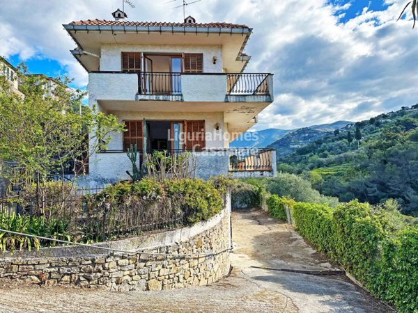 casa indipendente in vendita a Vallebona