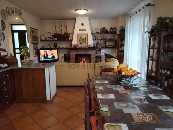 casa indipendente in vendita a Vallebona