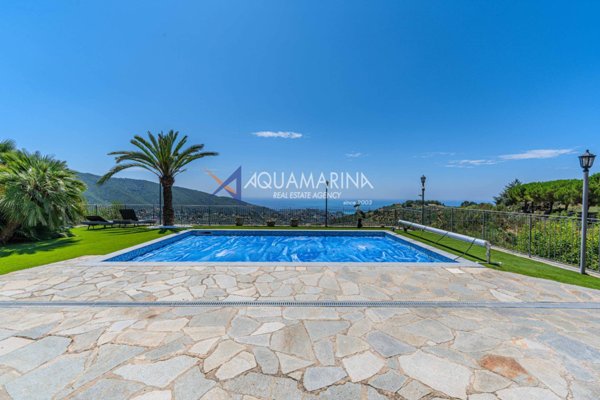 casa indipendente in vendita a Vallebona