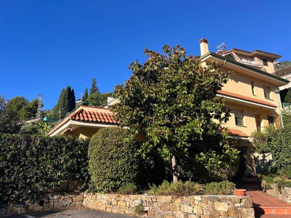 appartamento in vendita a Vallebona