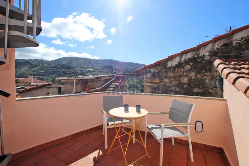 casa indipendente in vendita a Vallebona