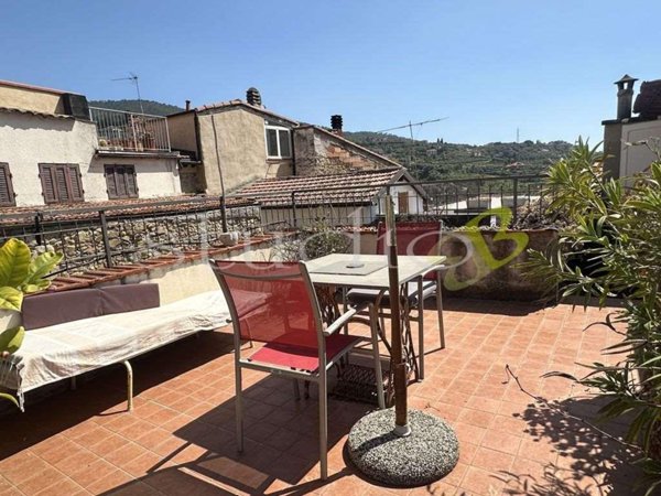 casa semindipendente in vendita a Vallebona