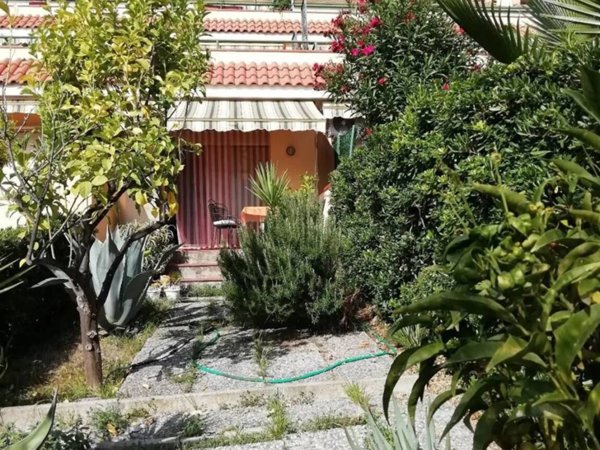 appartamento in vendita a Vallebona