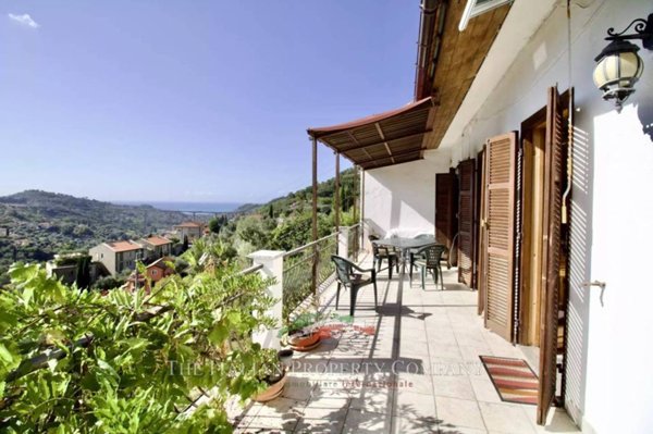 casa indipendente in vendita a Vallebona