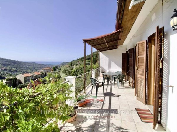 casa indipendente in vendita a Vallebona