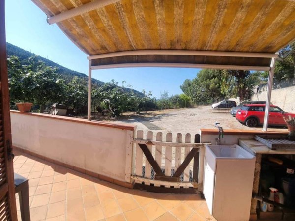 appartamento in vendita a Vallebona