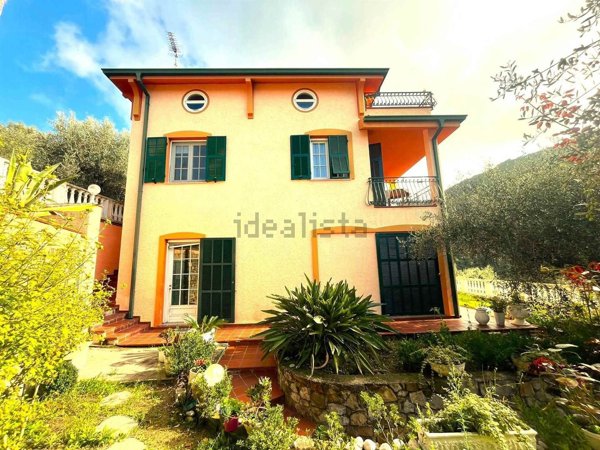 casa indipendente in vendita a Vallebona