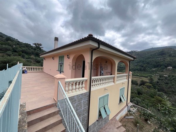 casa indipendente in vendita a Vallebona