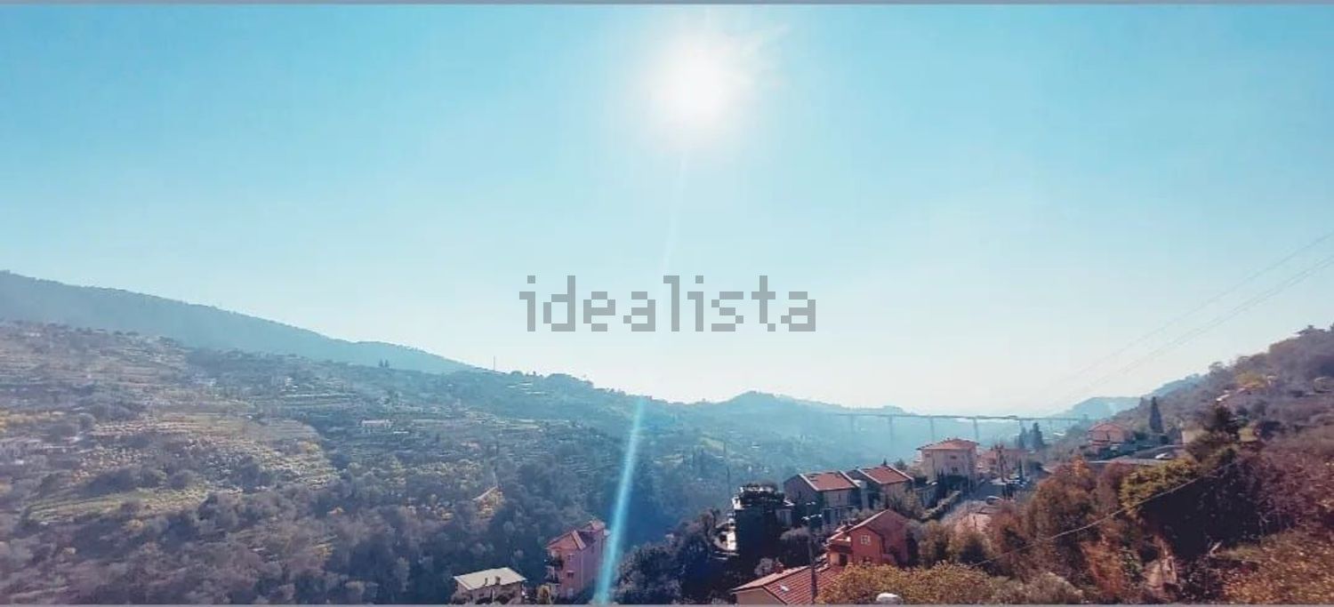 casa indipendente in vendita a Vallebona