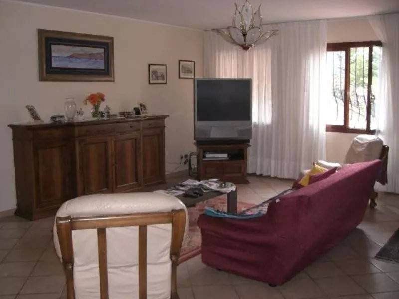 casa indipendente in vendita a Vallebona