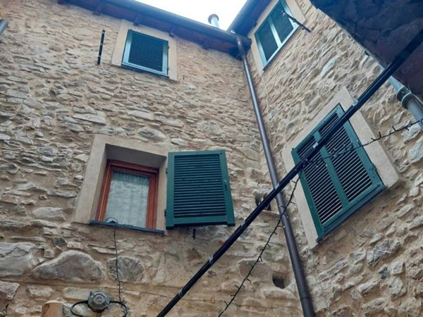 casa indipendente in vendita a Vallebona