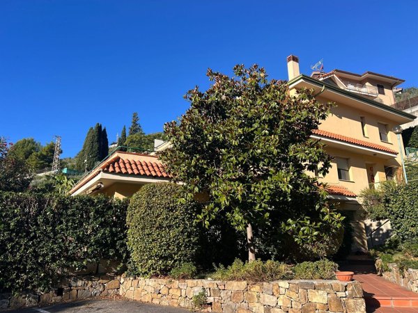 appartamento in vendita a Vallebona