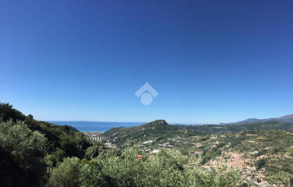 casa indipendente in vendita a Vallebona