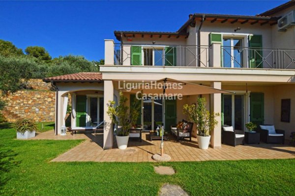 casa indipendente in vendita a Vallebona