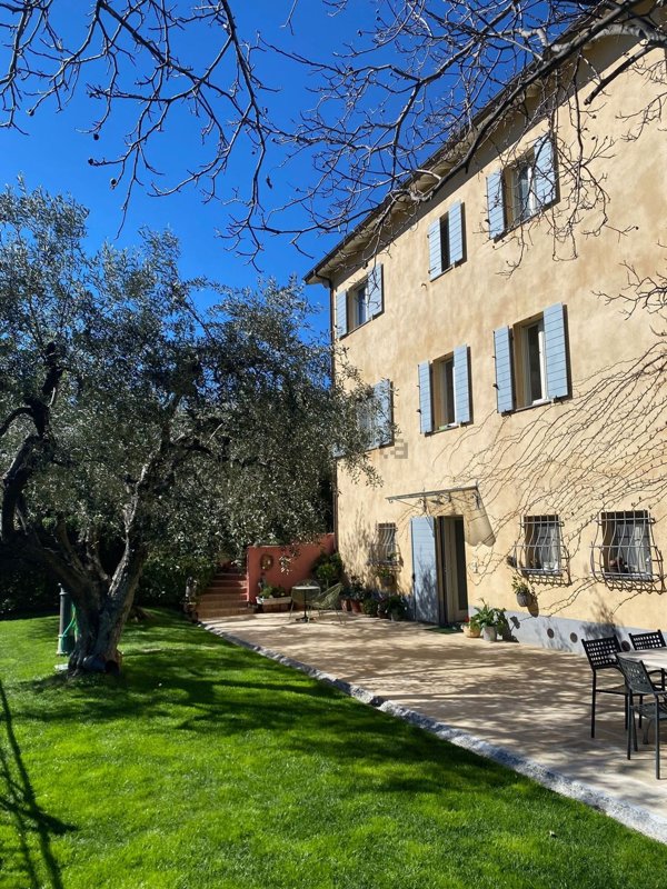 casa indipendente in vendita a Vallebona