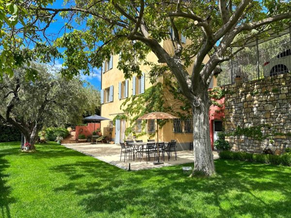 casa indipendente in vendita a Vallebona