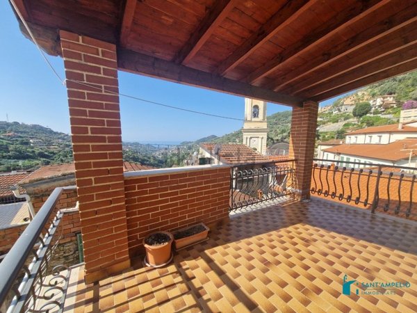 casa semindipendente in vendita a Vallebona
