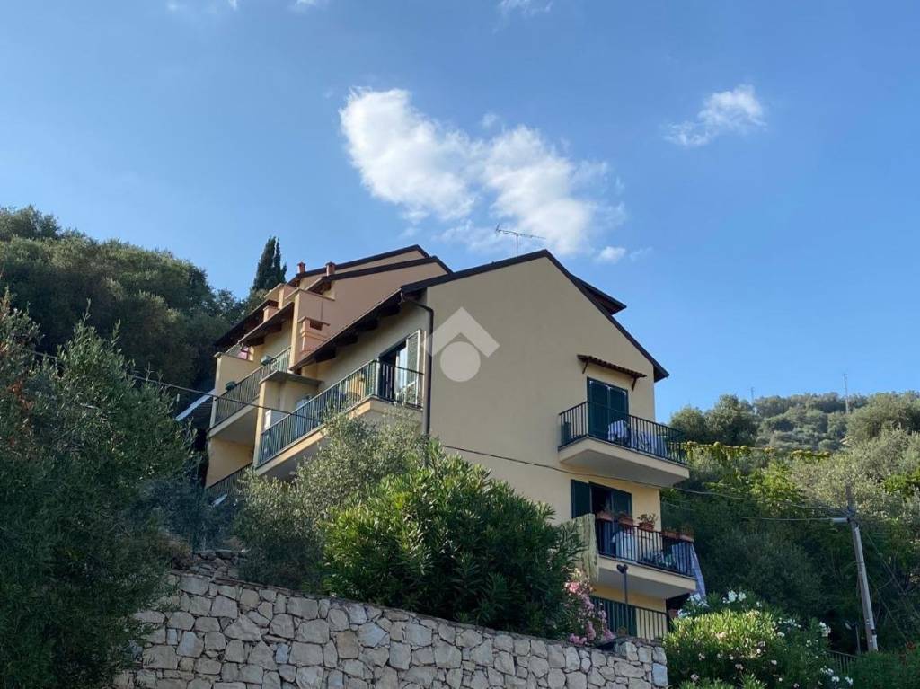 appartamento in vendita a Vallebona
