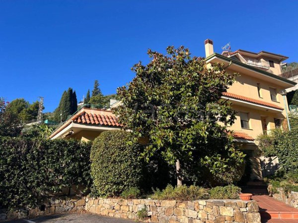 appartamento in vendita a Vallebona