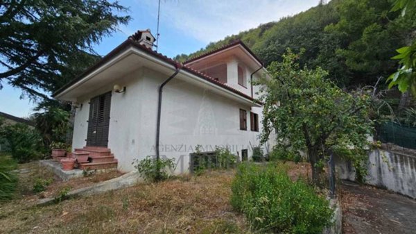 villa in vendita a Vallecrosia