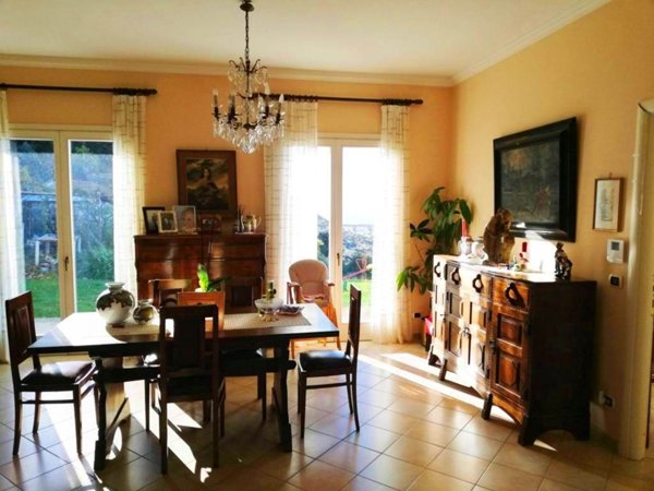 casa indipendente in vendita a Vallecrosia