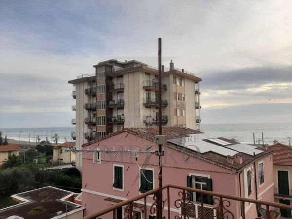 appartamento in vendita a Vallecrosia