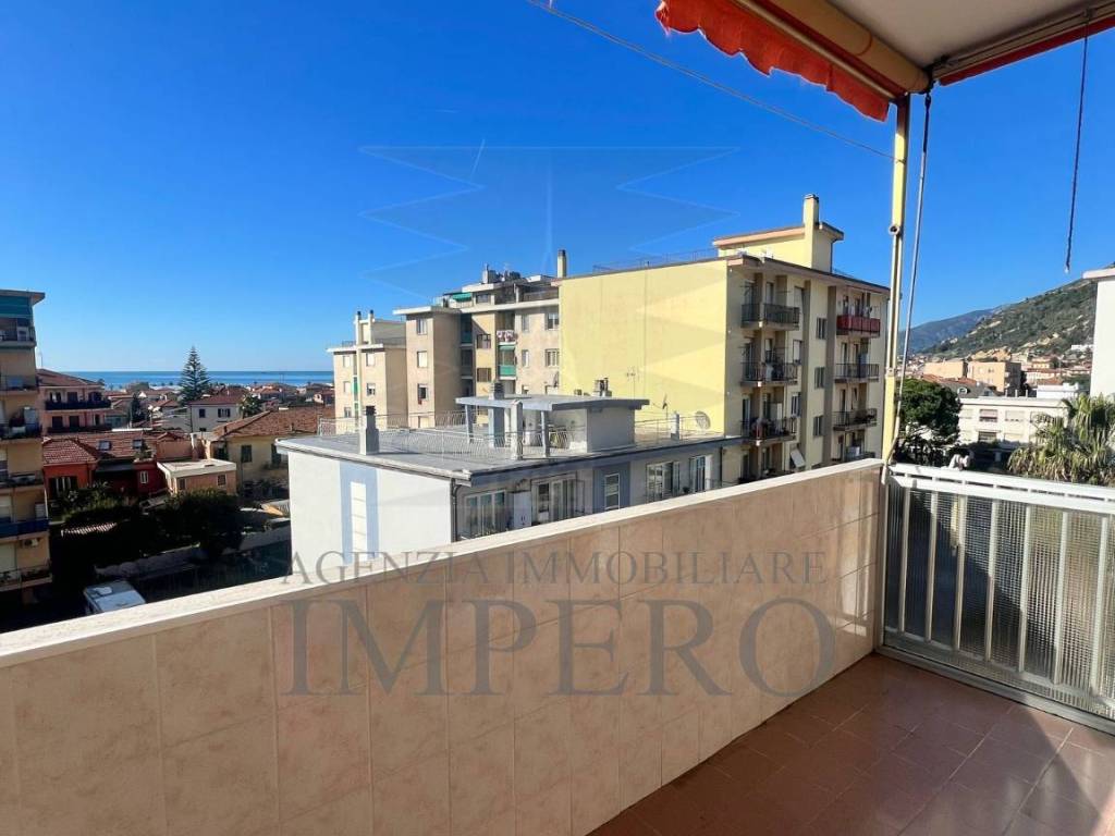 appartamento in vendita a Vallecrosia
