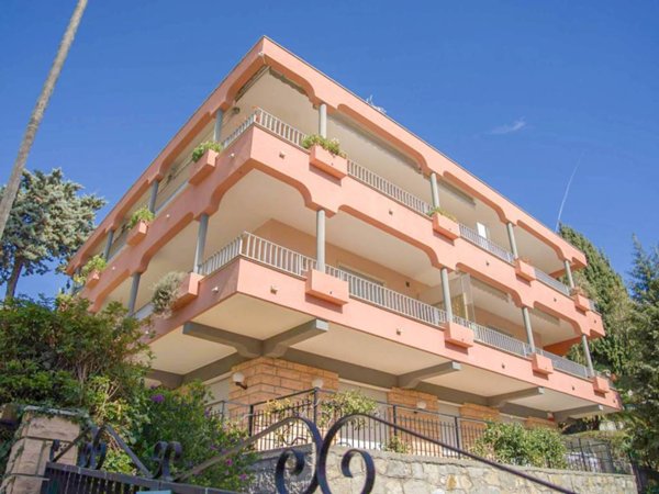 appartamento in vendita a Vallecrosia