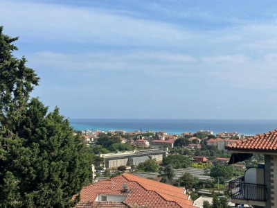 appartamento in vendita a Vallecrosia