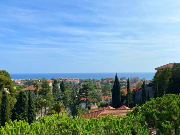 appartamento in vendita a Vallecrosia