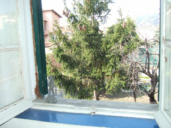 casa indipendente in vendita a Vallecrosia