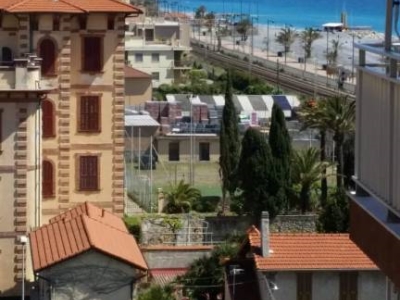 appartamento in vendita a Vallecrosia