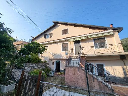 casa indipendente in vendita a Vallecrosia