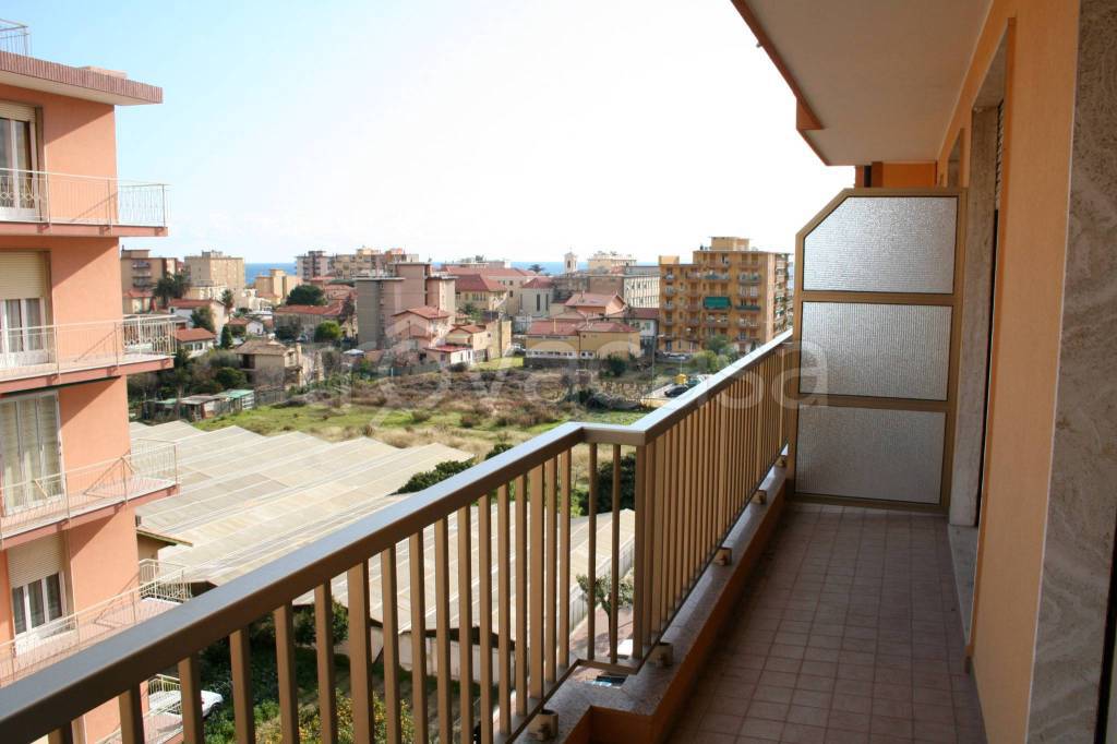 appartamento in vendita a Vallecrosia