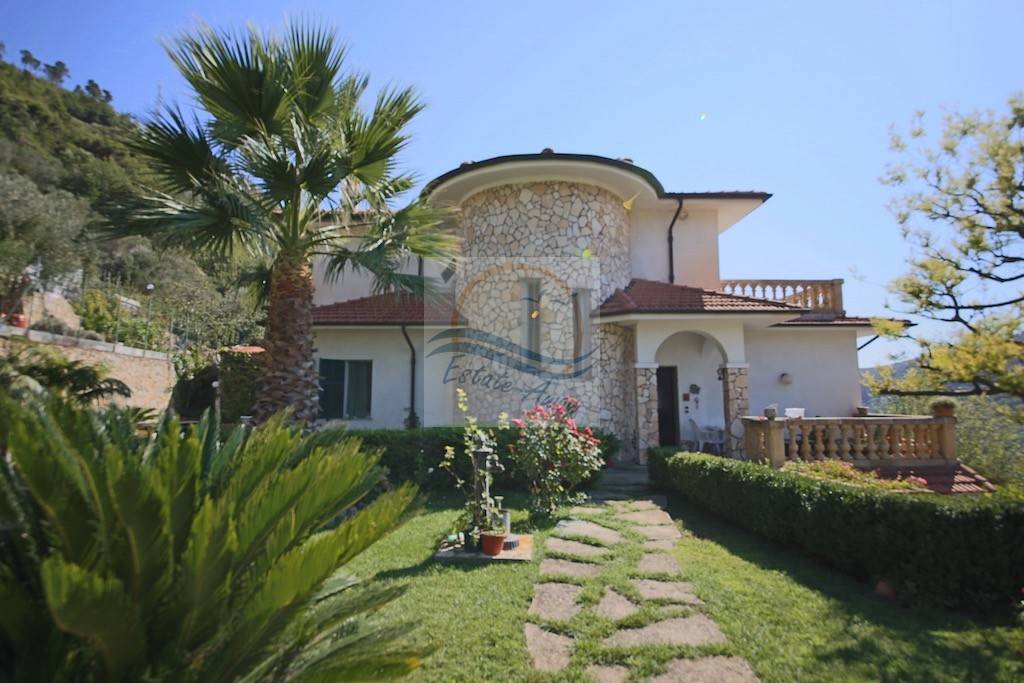 casa indipendente in vendita a Vallecrosia