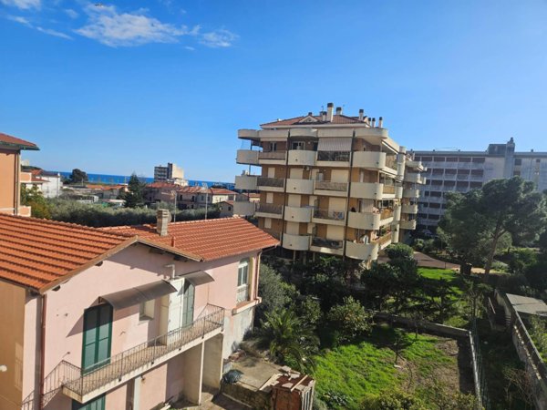 appartamento in vendita a Vallecrosia