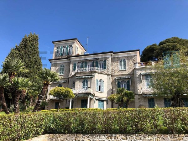 appartamento in vendita a Vallecrosia